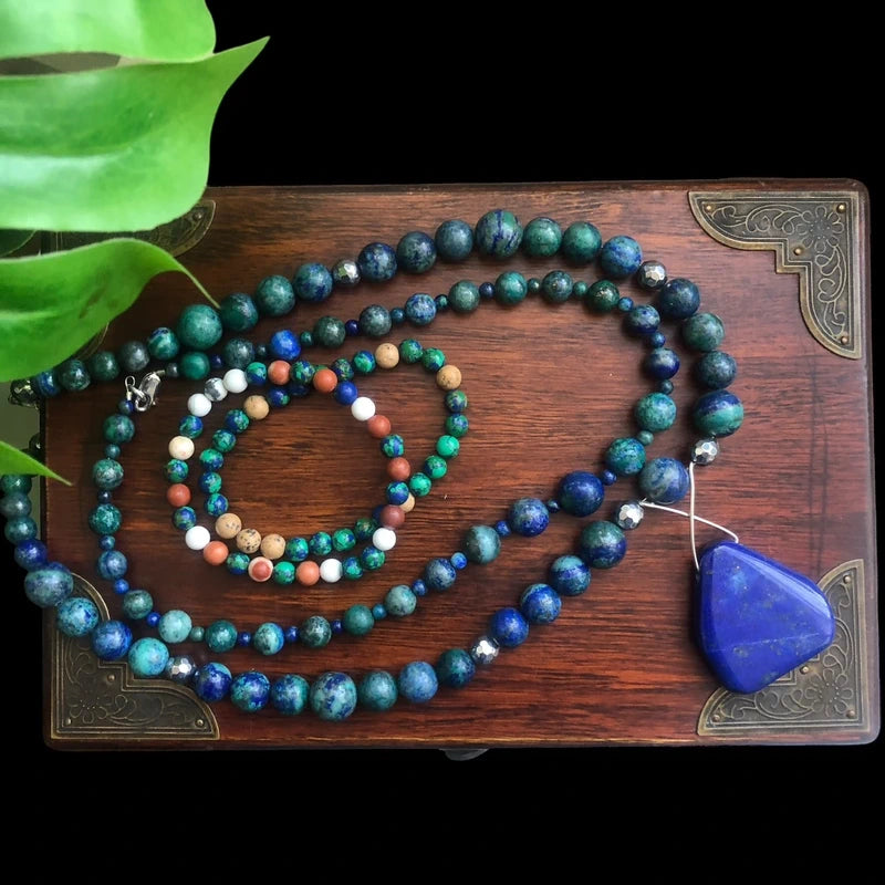 Green and Blue Lapis Lazuli Beaded Choker Necklace