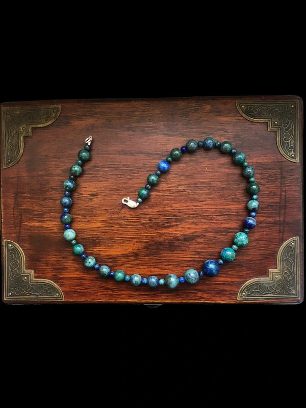 Green and Blue Lapis Lazuli Beaded Choker Necklace