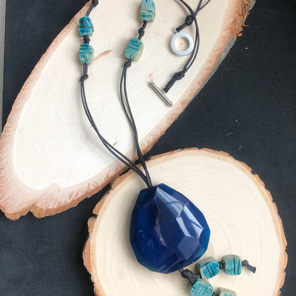 Blue Agate and Egyptian Beads Pendant Necklace