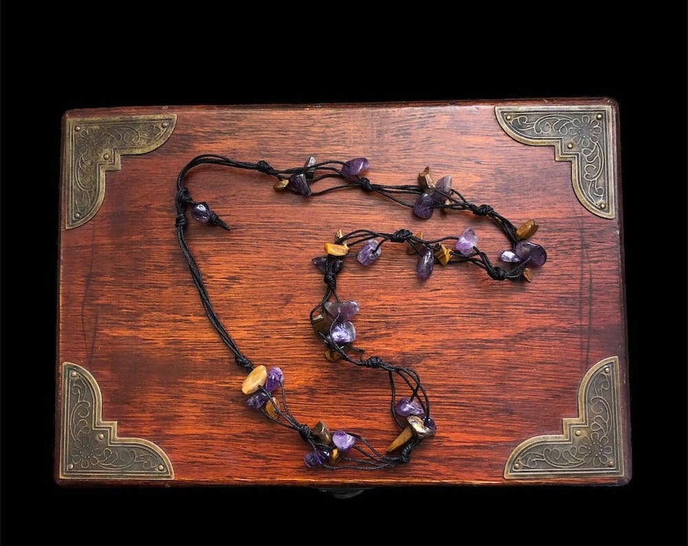 Beaded Necklace with Amethyst and Tiger Eye Chips