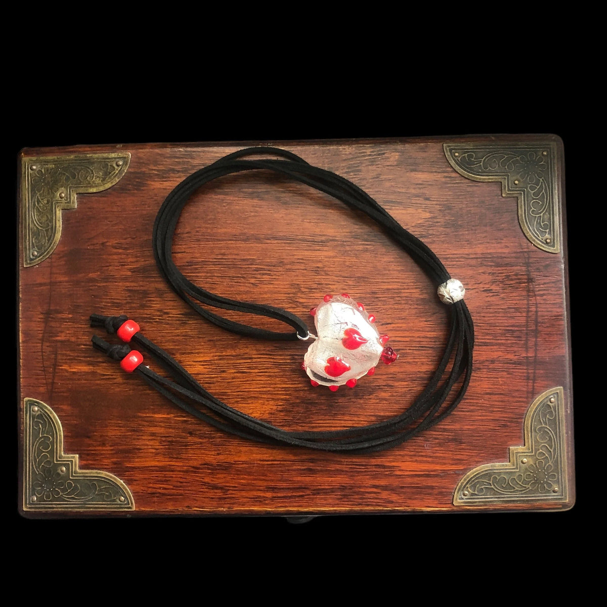 Red and White Glass Heart Pendant Necklace