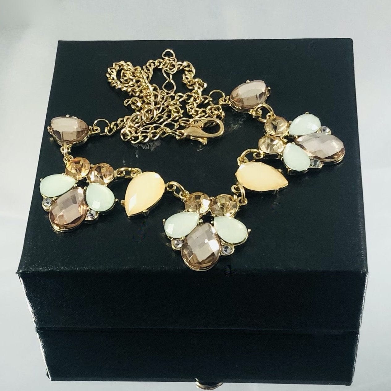 Gold-plated Necklace with Pastel Crystals KAS WARWAS