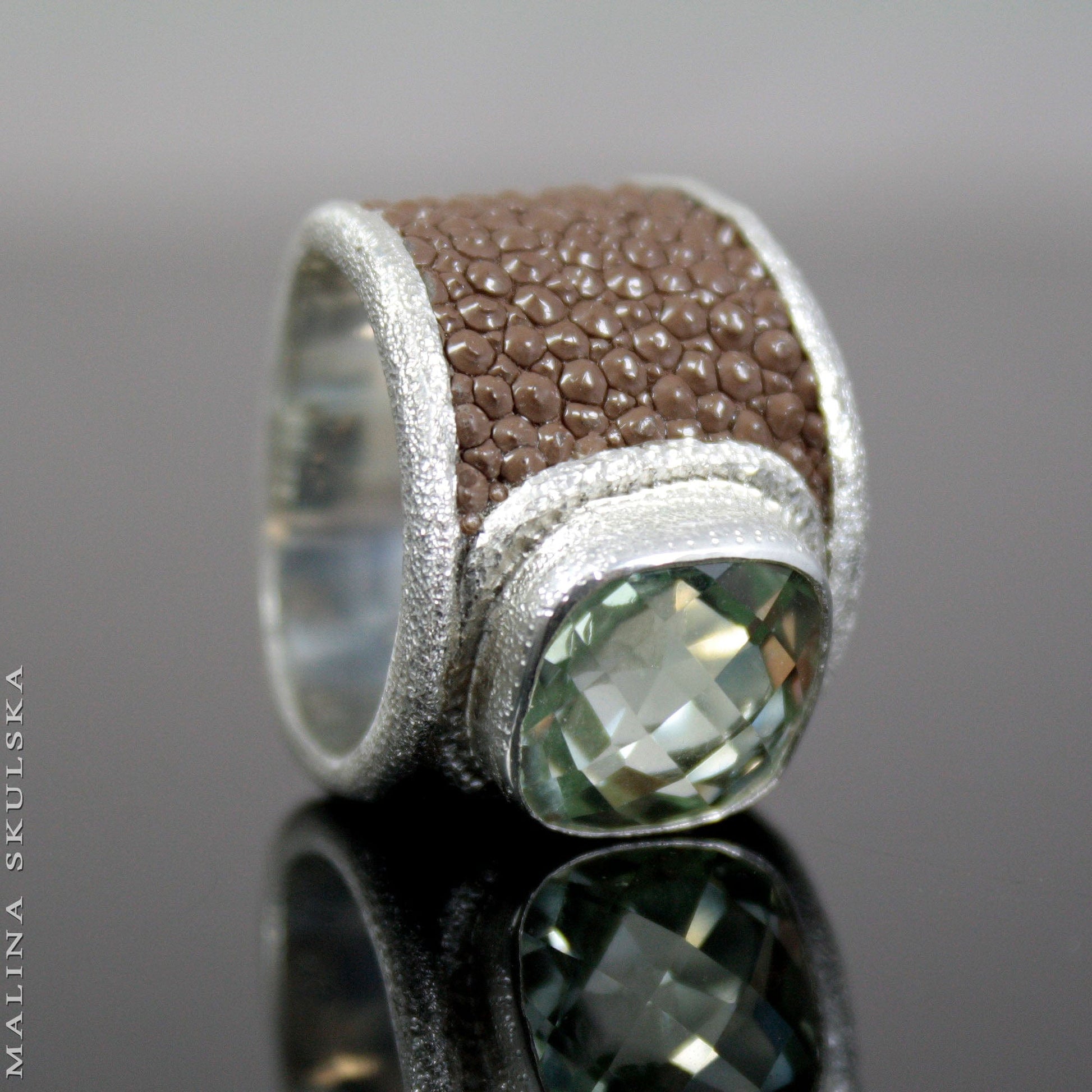 Signet Ring With Stingray Leather And Prasolite MALINA SKULSKA