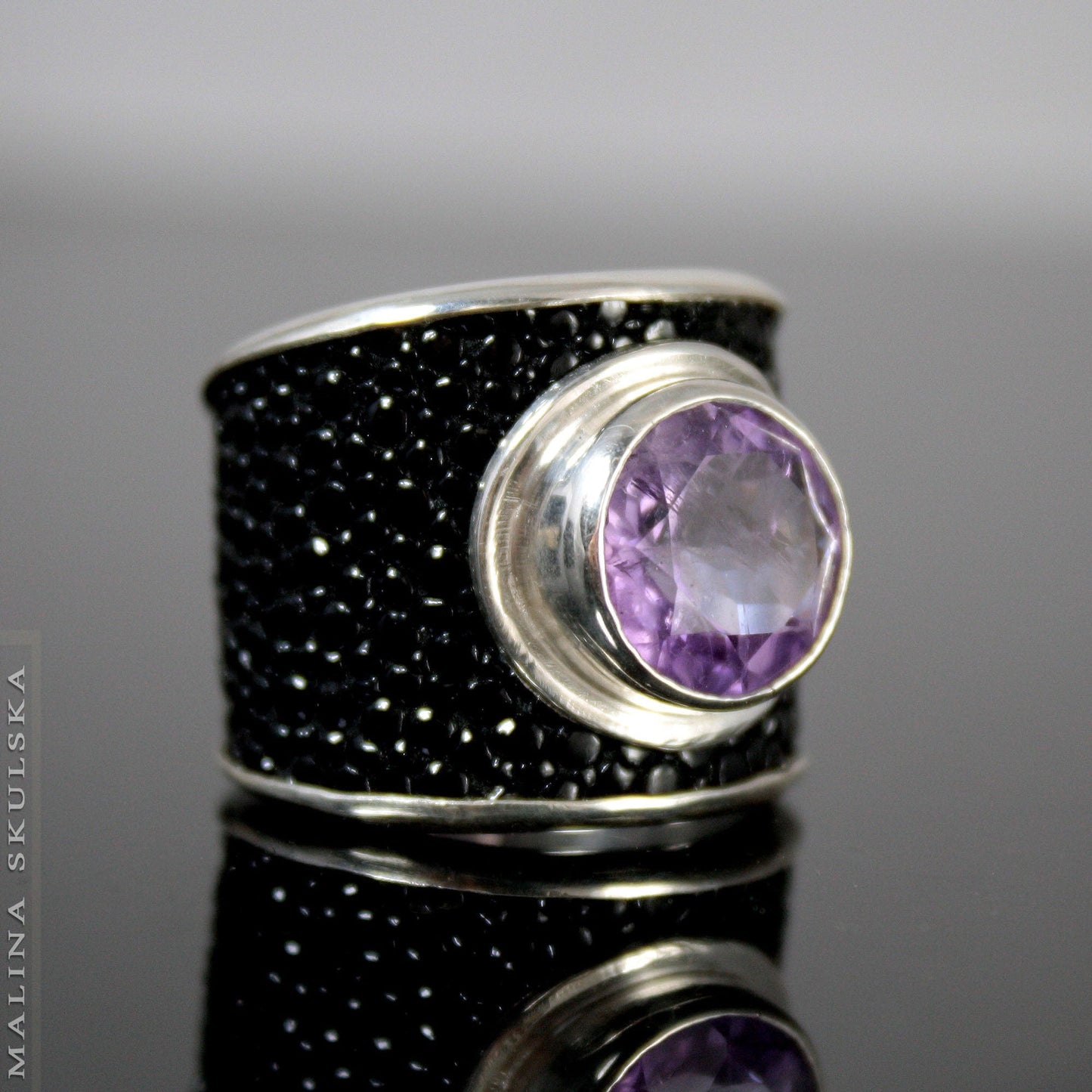 Silver Ring With Amethyst And Stingray Leather MALINA SKULSKA